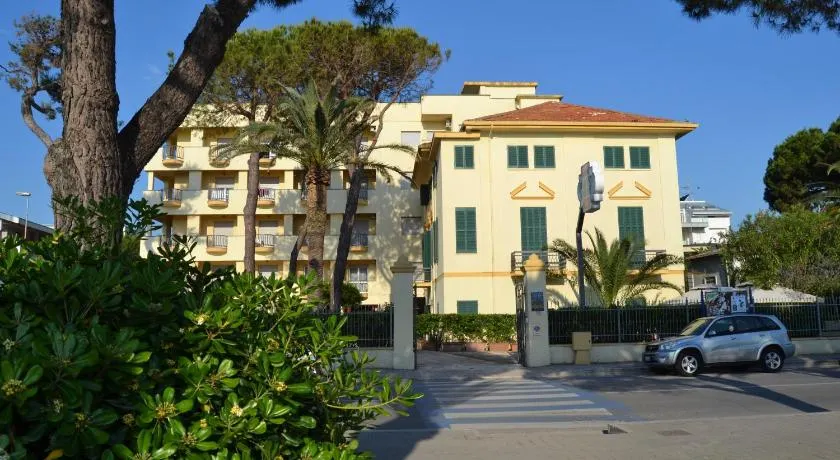 Hotel Quattro Palme - Image 1