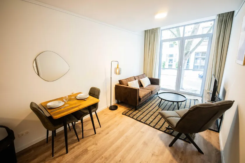 Alphabet Apartments - Prins Hendrikkade 10 - Image 1