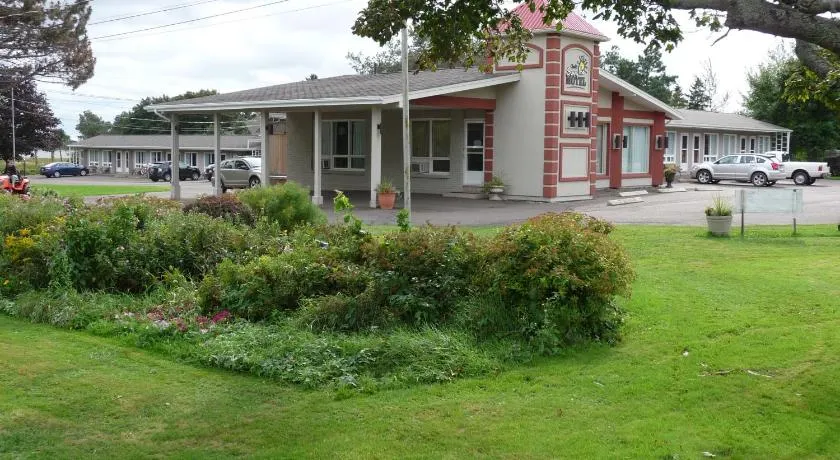 Sunny Isle Motel - Image 1
