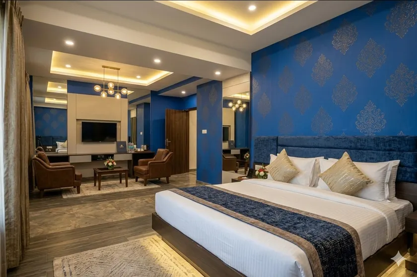 Banana Tree Hotel - Image 1