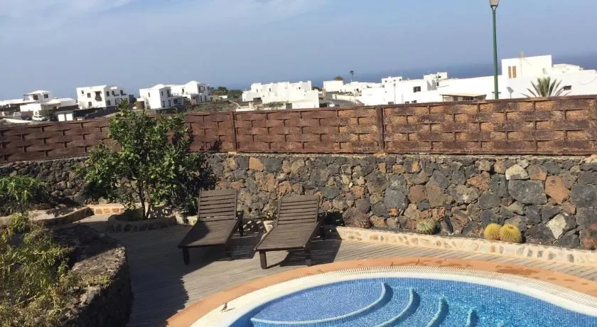 Casa Fenix - Image 1
