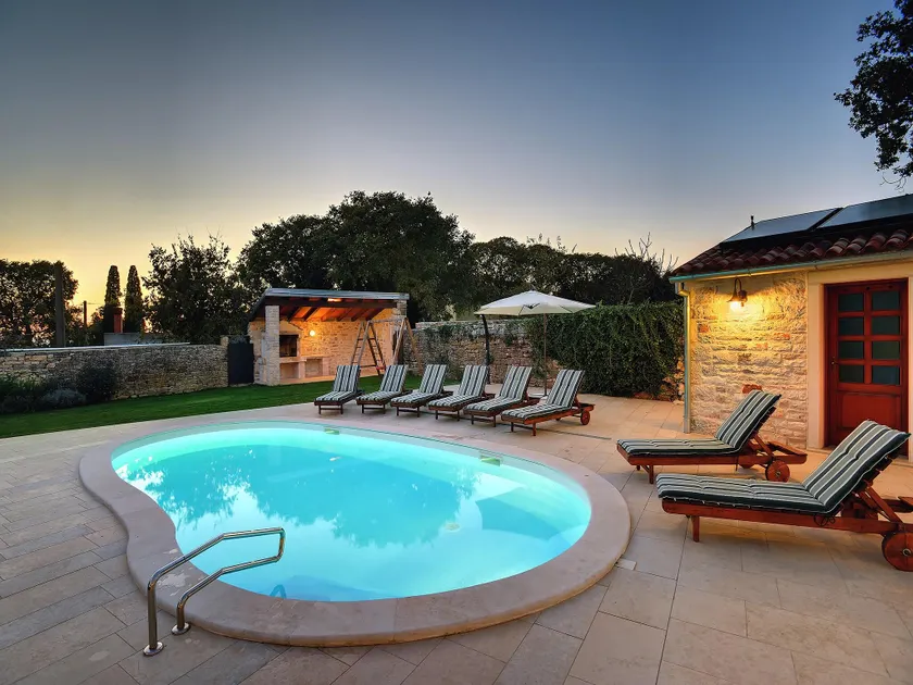 Holiday Home in Golàs with Private Pool - Image 1