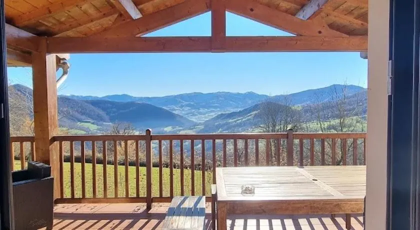 Gîte Xuritenborda 7 personnes avec vue exceptionnelle sur les montagnes basque, Lits 180 King Size - Image 1