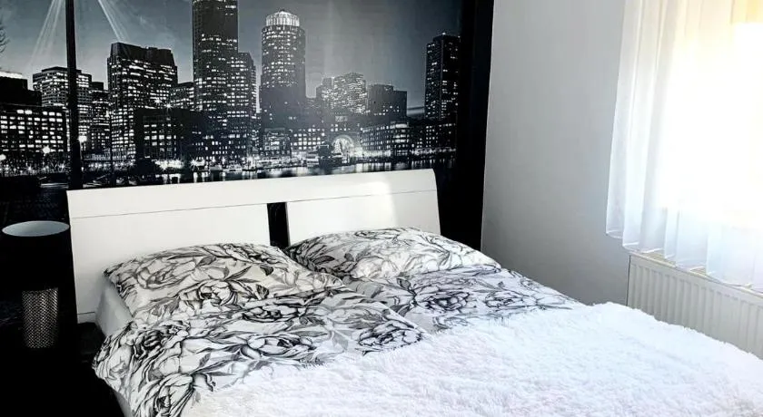 Apartament Kwiatowa - Image 1