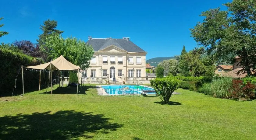 Chambres d hôtes dans maison bourgeoise Douce France - Image 1