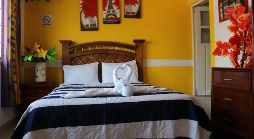 Hotel Colonial - Image 1