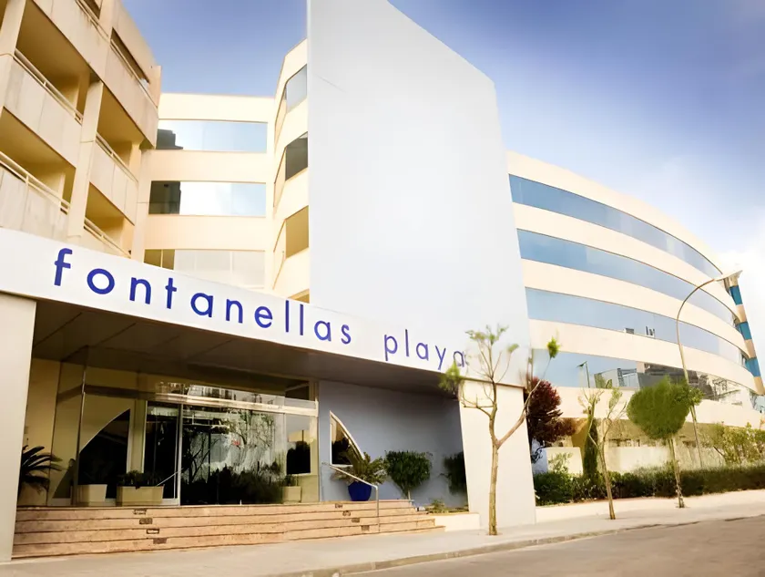 Aparthotel Fontanellas Playa - Image 1
