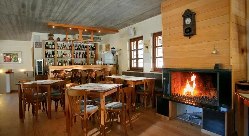 Kerasies Guesthouse - Image 1