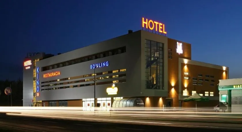 QUEST HOTEL - dawniej Hotel Planeta - Image 1