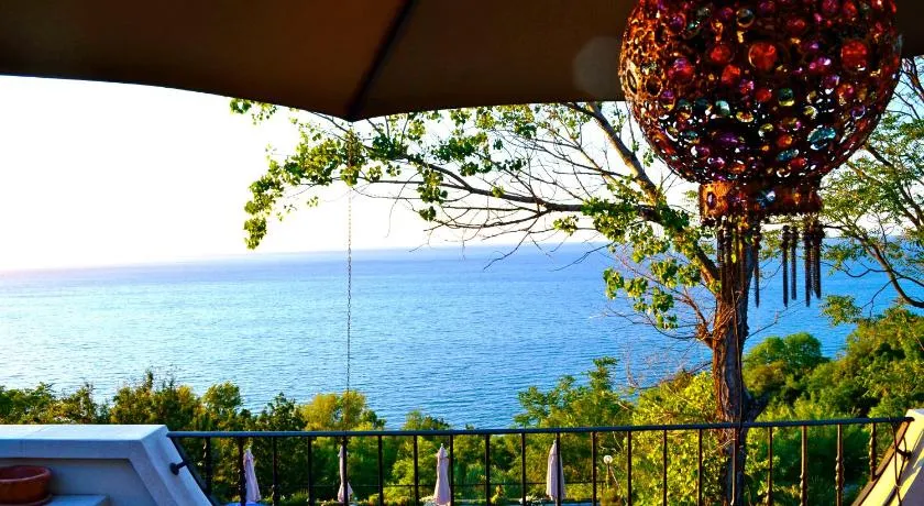 Bahita - Betty's B&B - Image 1