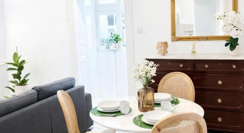 Nuraghi - Stylish Floriana Apt near Valletta City Gate - Image 1
