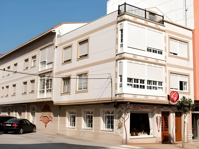 Hostal Restaurante La Cepa - Image 1