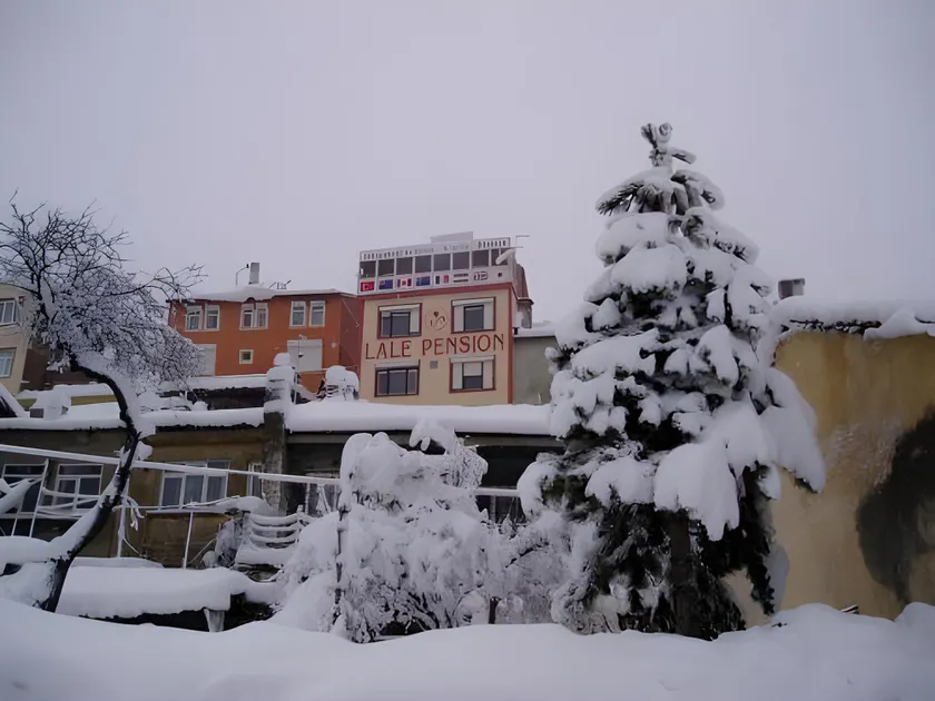 Lale Pansiyon - Image 1