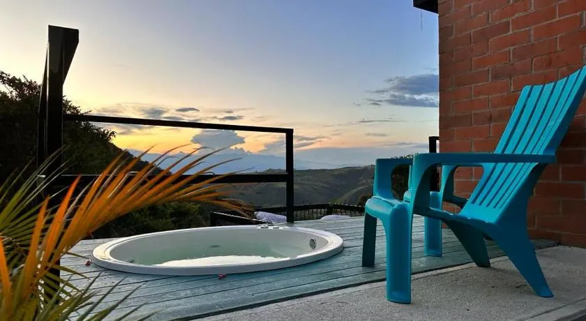 Studio Suite Campestre con Jacuzzi - Image 1