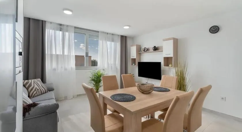 Apartamento Iris - Image 1