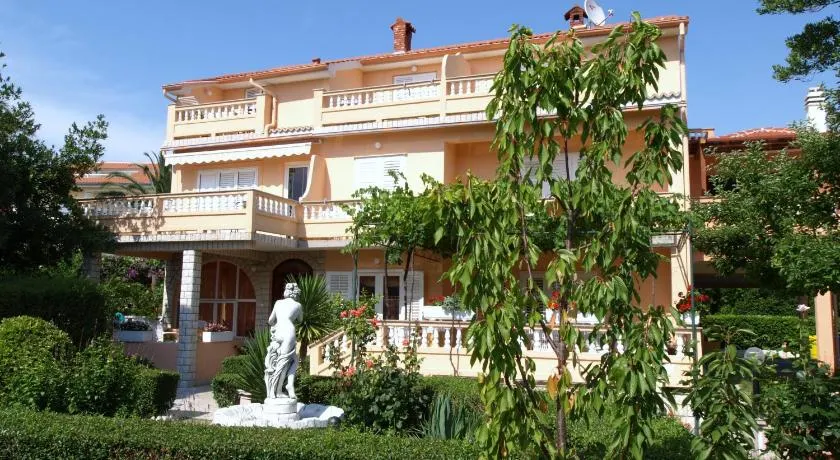 Guest House Sandra - Image 1