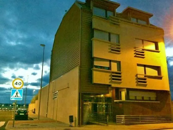 Apartamentos Puerto Basella - Image 1