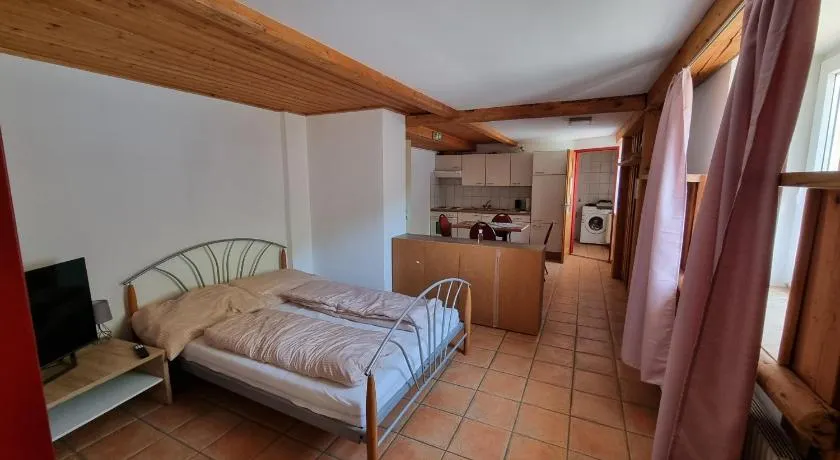 Villa Theresa Apartments - Image 1