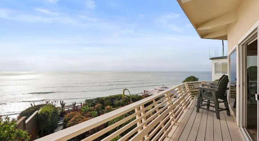 Oceanfront Paradise on Neptune - Image 1