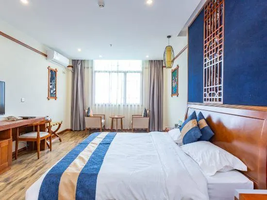 Hongzhi Hotel - Image 1