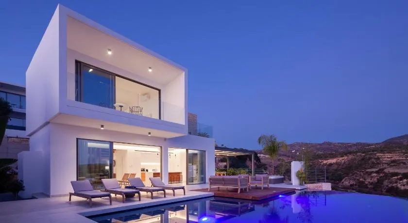 Thalassa - Image 1