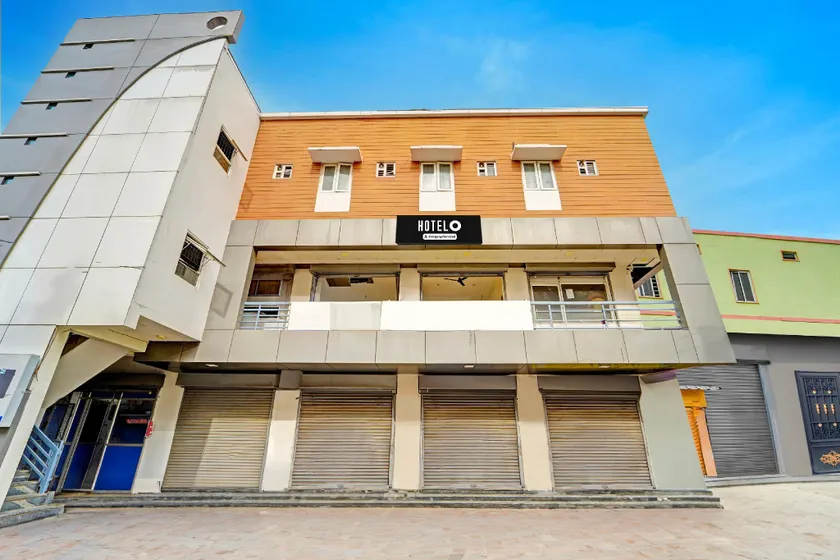 Super Hotel O Dindugal Bus Terminal Formerly GK Building - Image 1