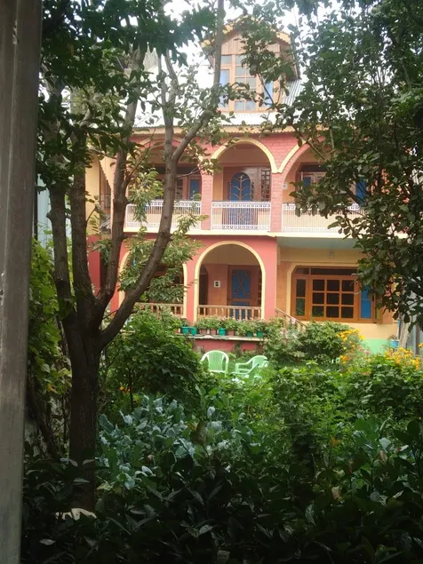 WANI GUEST HOUSE - Image 1