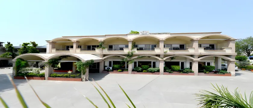 Blue Jay Tourist Resort, Samalkha - Image 1