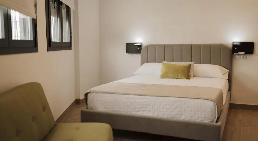 PALOMA SUITES - Image 1