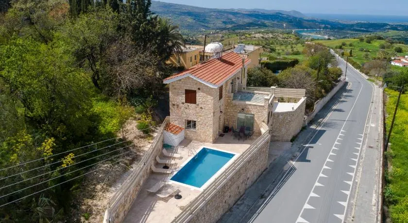 Simou villa - Image 1