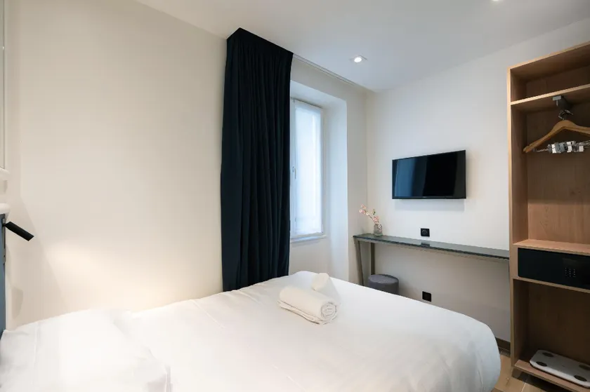 HOTEL AU COEUR DES ARTS ET METIERS - Image 1