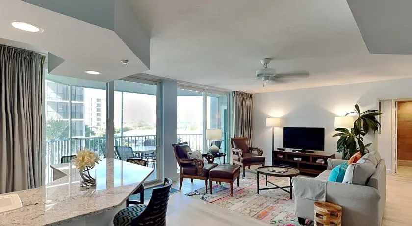 Penthouse Paradise - Image 1