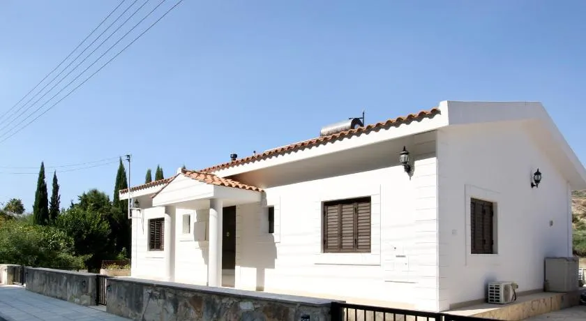 Pissouri Bay Bungalow - Image 1