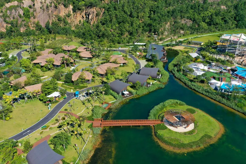 Sumlodol Camping Town - Image 1