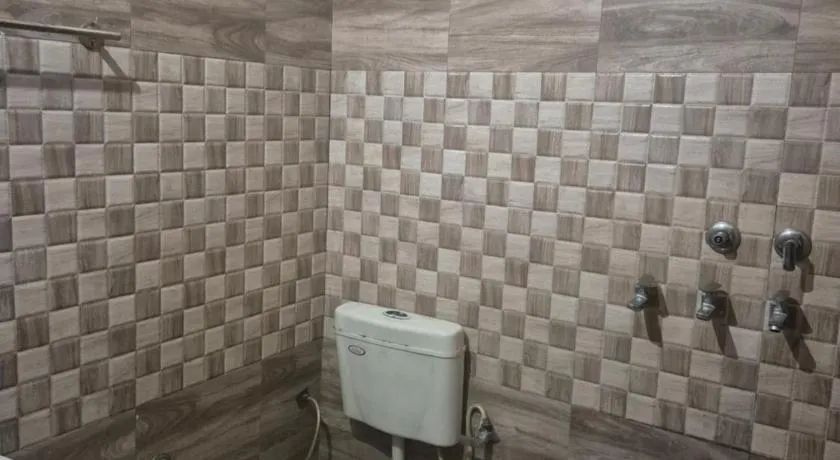 Seven Seas Guest House - Image 1