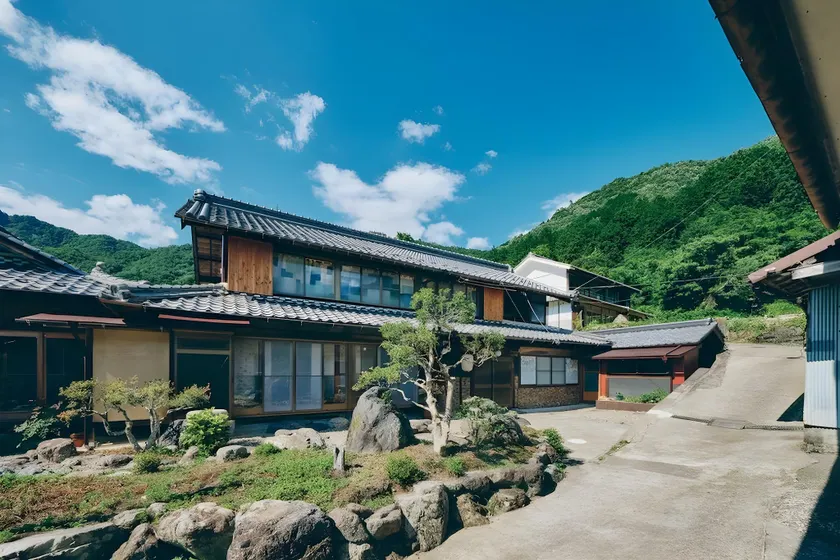 和紙にまみれるワラビーランド - Image 1