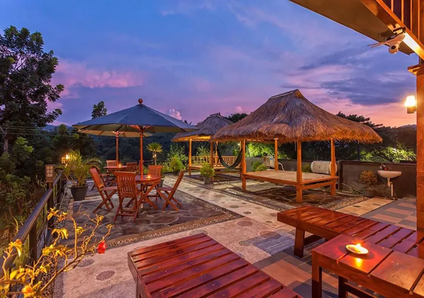 Pemandangan kota yang Indah di homestay ini - Image 1