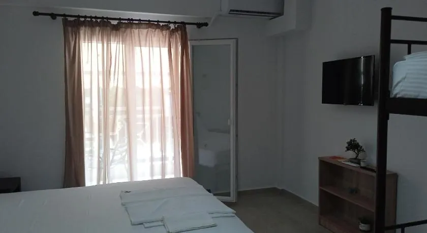 Katerina & Despoinas Apartments - Image 1