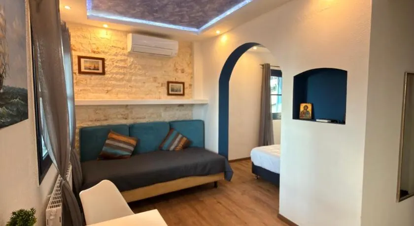 Archontarikia Luxury - Image 1
