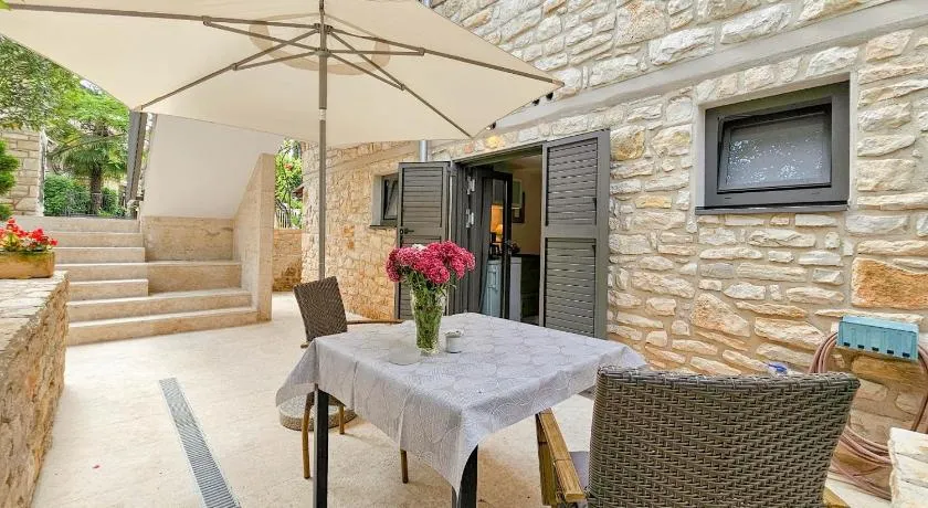 Apartment Carla - Image 1