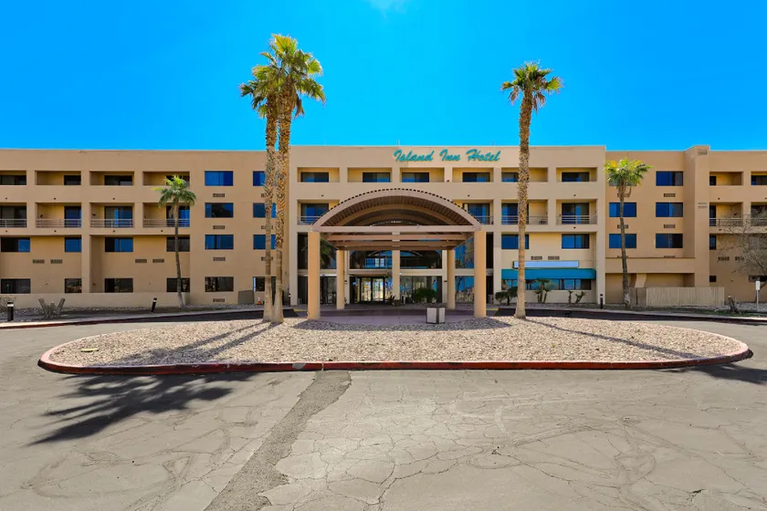 Studio 6 Suites Lake Havasu City AZ - Image 1