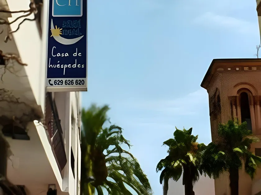 La Bartola Guesthouse - Image 1