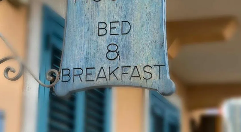 Taormina Beach House - Image 1