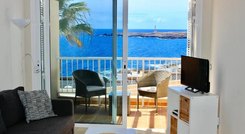 Beautiful Ocean View Apartment - Image 1