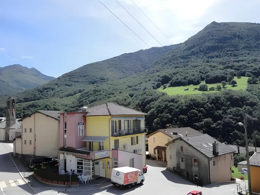 Hotel Ristorante Camoghe - Image 1