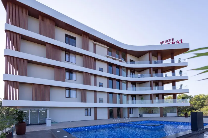 Hotel PUMERAI - Image 1