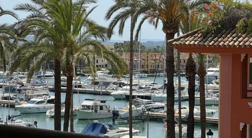 Apartamento Puerto Sotogrande Marina - Image 1