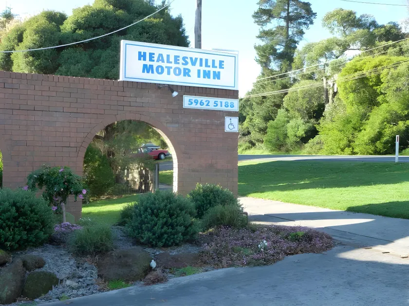 Healesville Motor Inn - Image 1