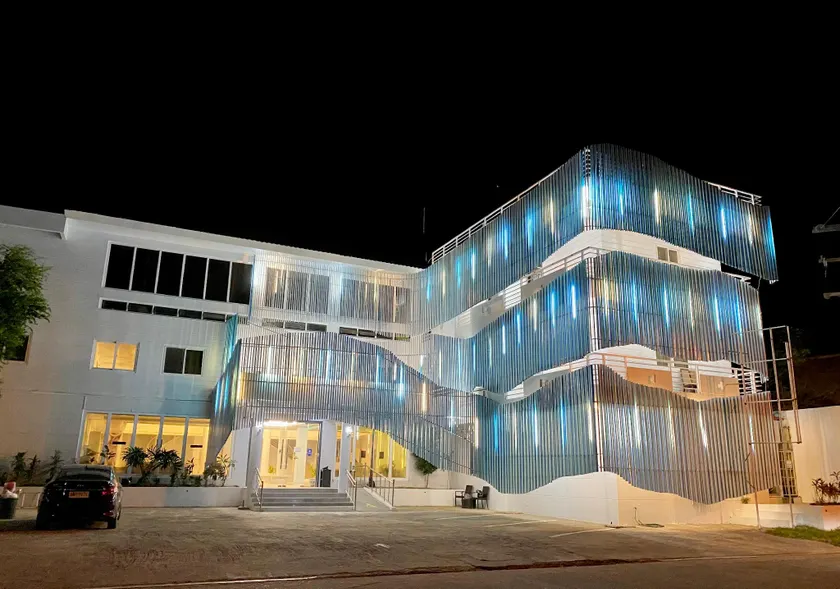 THE SHORELINE SUBIC HOTEL - Image 1