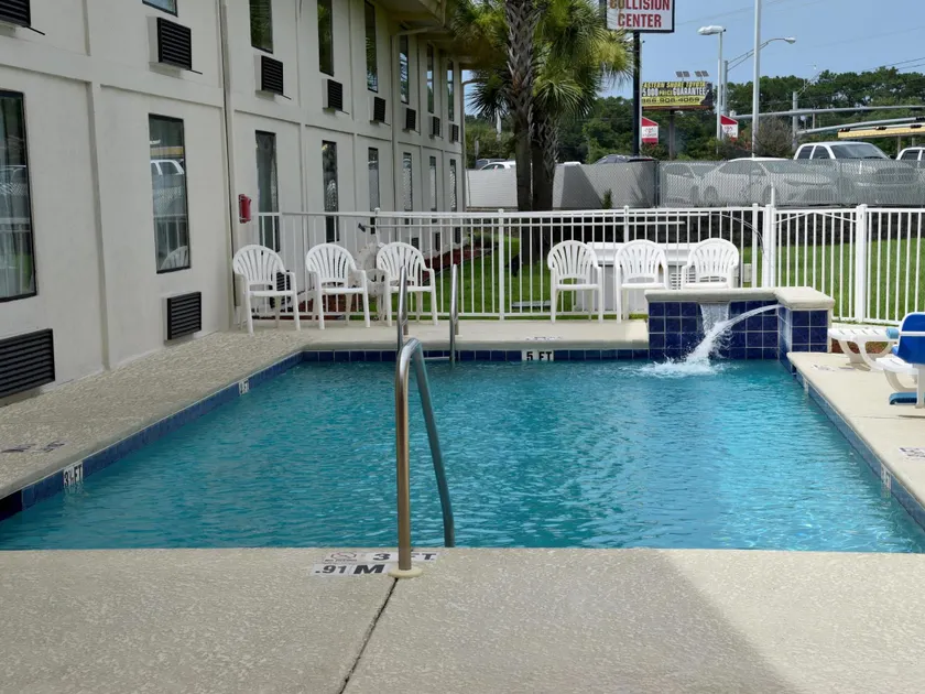 Pensacola - Image 1